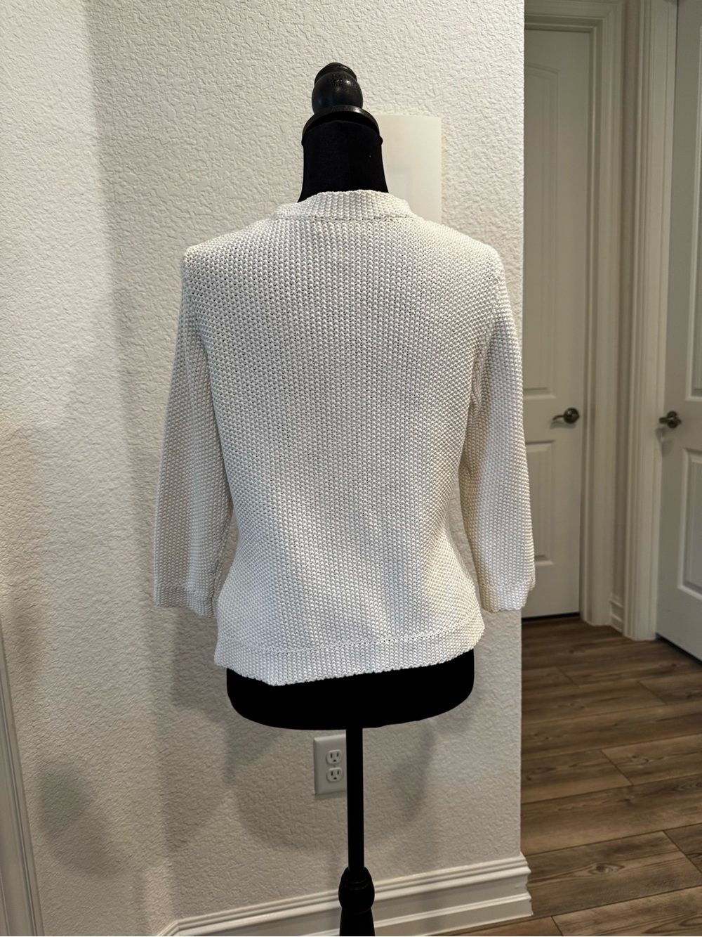 Harold’s vintage – Cropped Knit Button-Front Cardigan in White size M - Picture 6 of 8